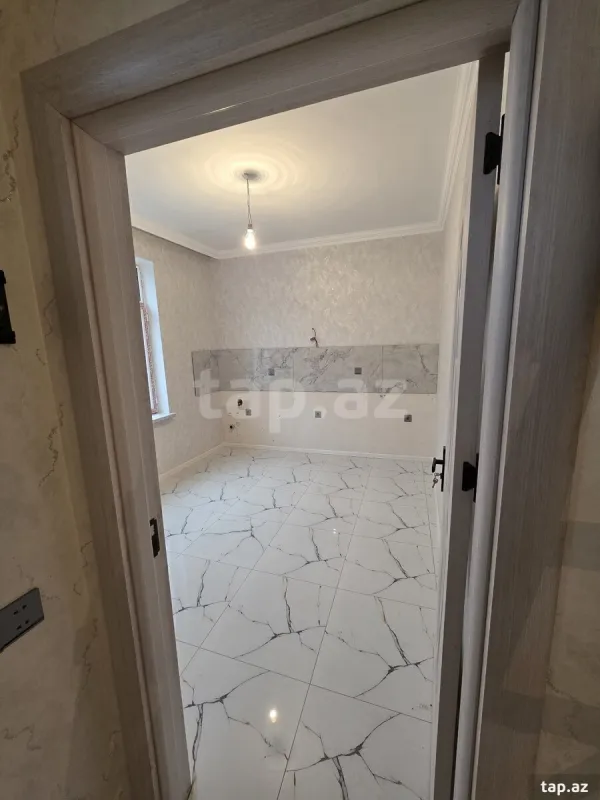 Satılır 5 otaqlı həyət evi