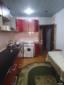 Satılır 4 otaqlı mənzil 100 m²
