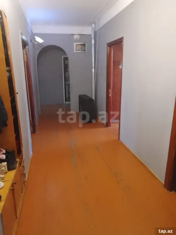 Satılır 4 otaqlı mənzil 100 m²