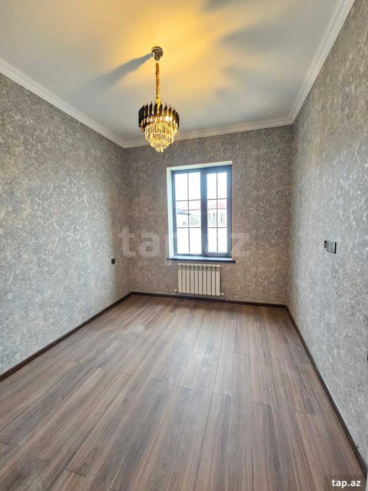 Satılır 4 otaqlı həyət evi