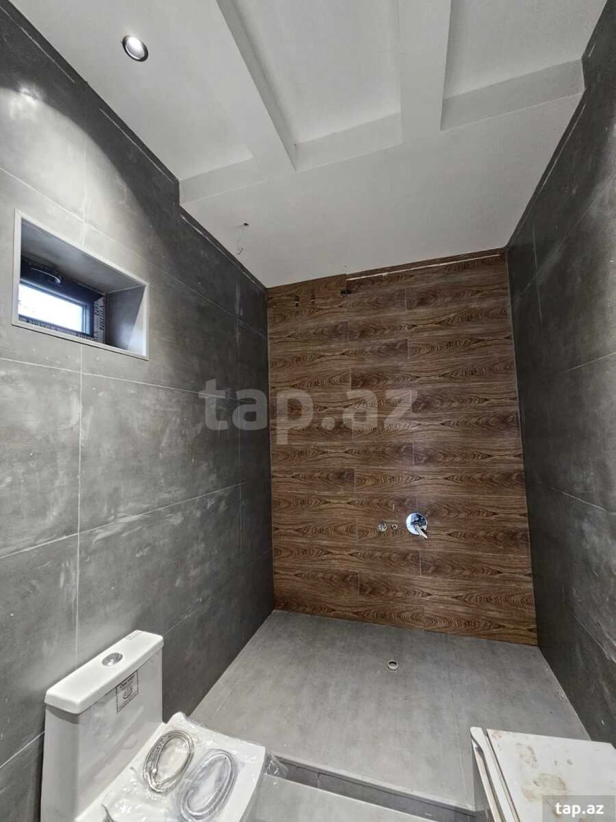 Satılır 4 otaqlı həyət evi