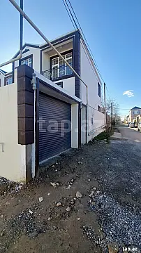 Satılır 4 otaqlı həyət evi