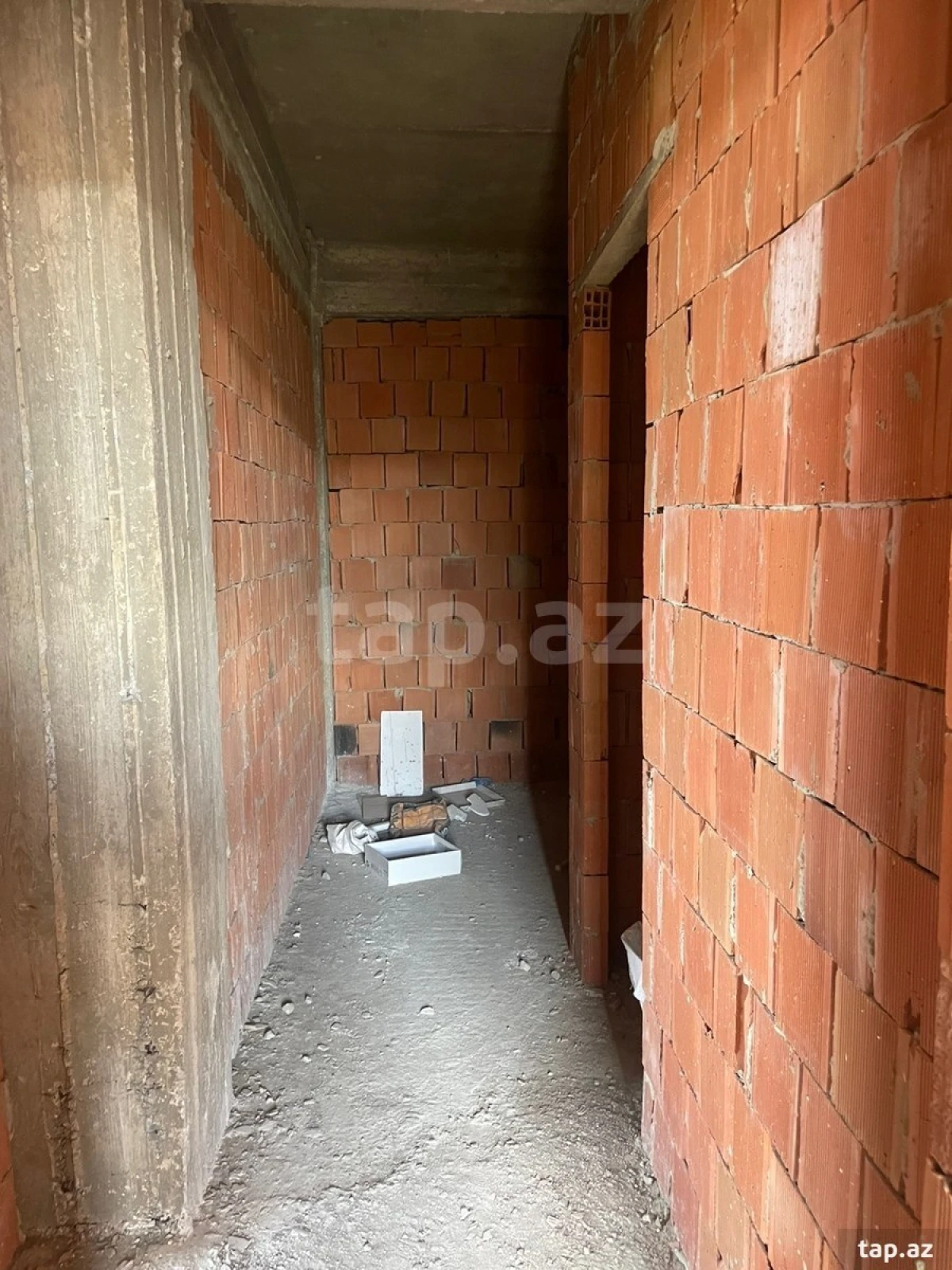 Satılır 2 otaqlı yeni tikili 74 m²