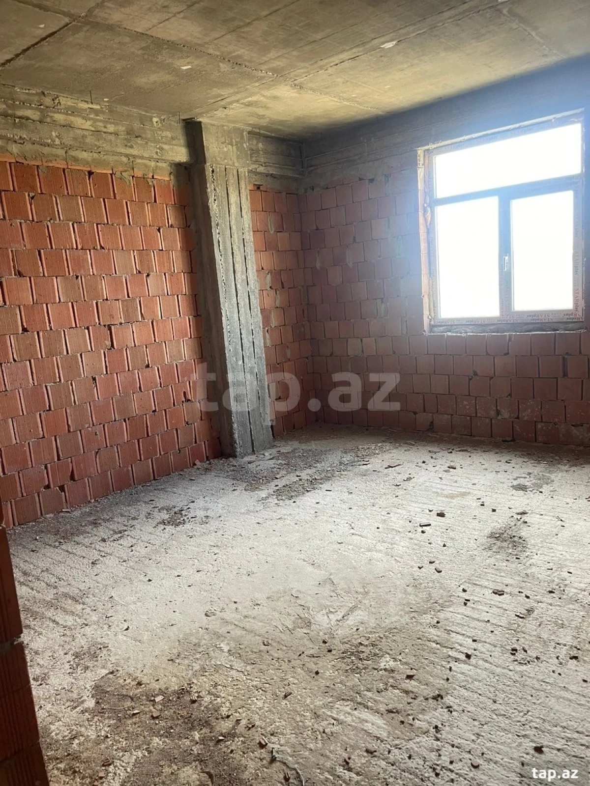 Satılır 2 otaqlı yeni tikili 74 m²