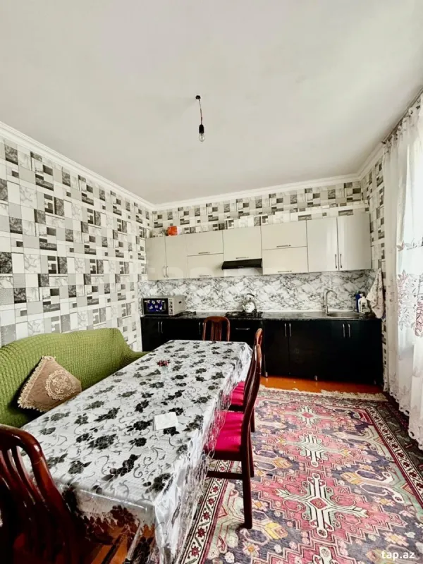 Satılır 3 otaqlı həyət evi