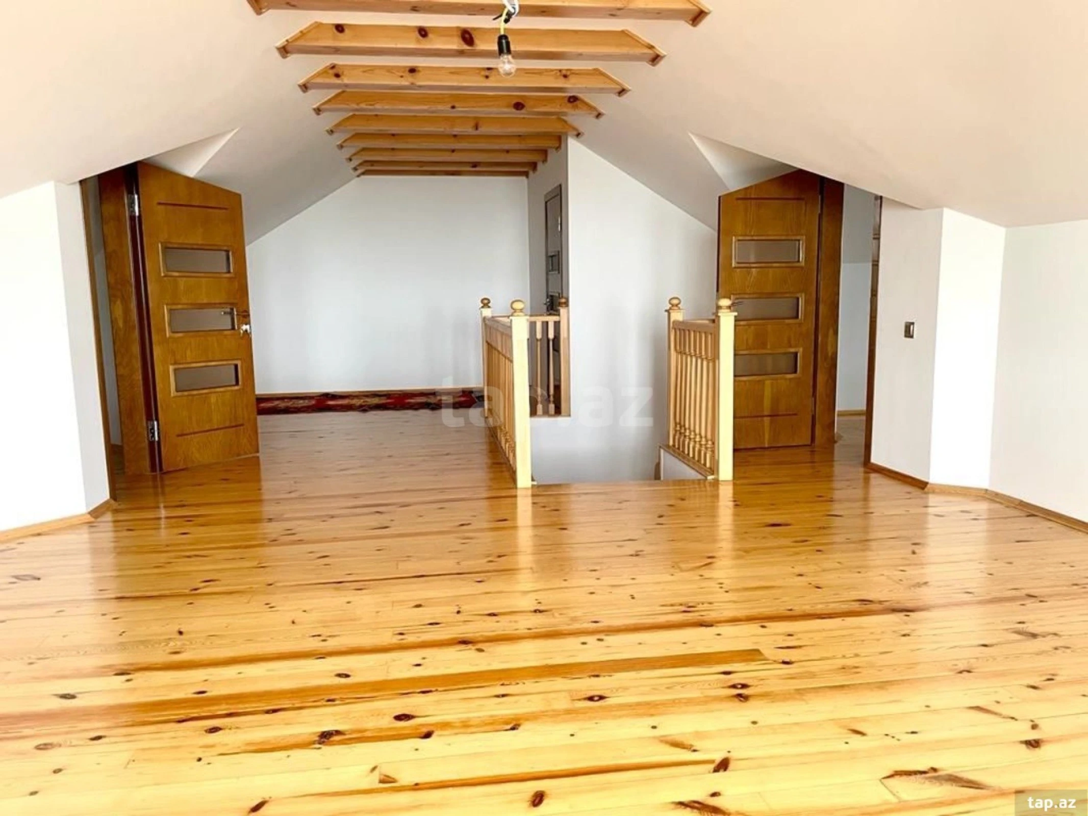 Satılır 5 otaqlı həyət evi