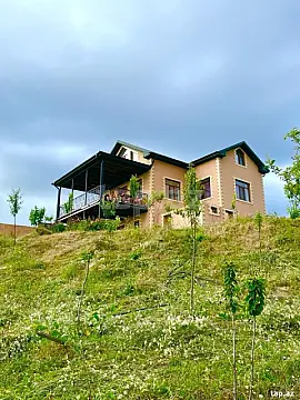 Satılır 5 otaqlı həyət evi — Şamaxı 5 otaq