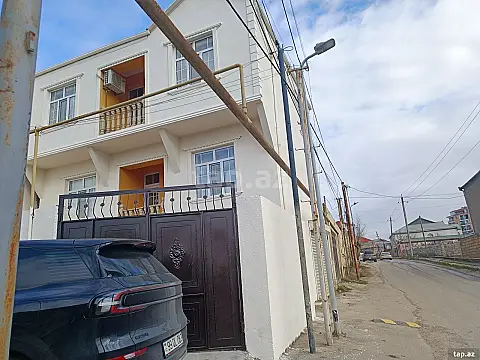 Satılır 5 otaqlı həyət evi