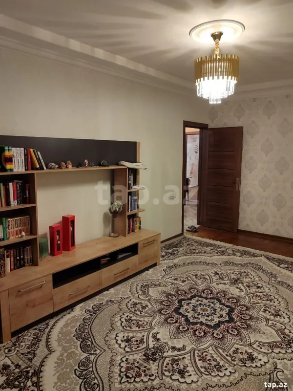 Satılır 3 otaqlı mənzil 73 m²