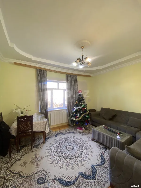 Satılır 3 otaqlı həyət evi