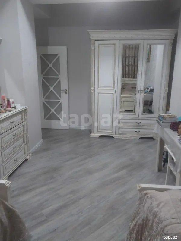 Satılır 4 otaqlı yeni tikili 123 m²
