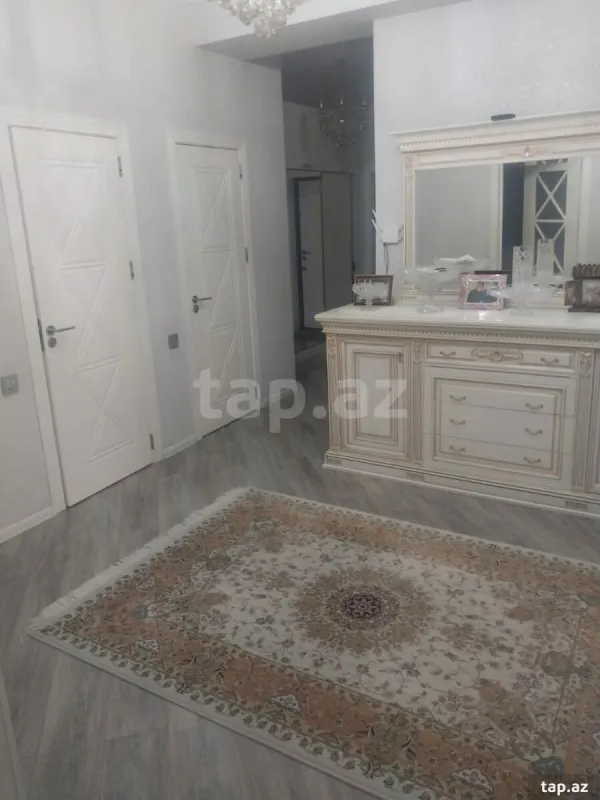Satılır 4 otaqlı yeni tikili 123 m²