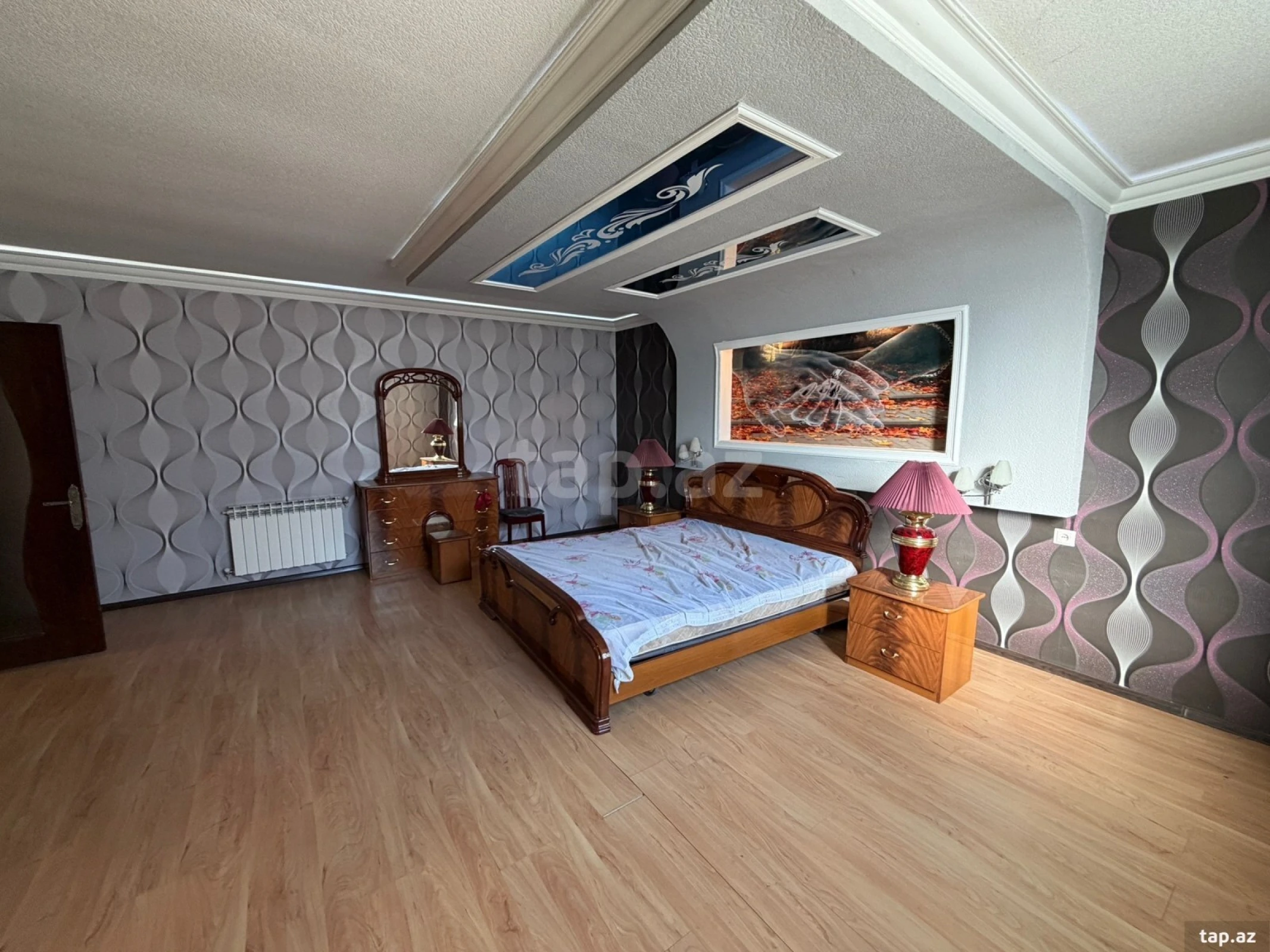 Satılır 4 otaqlı həyət evi