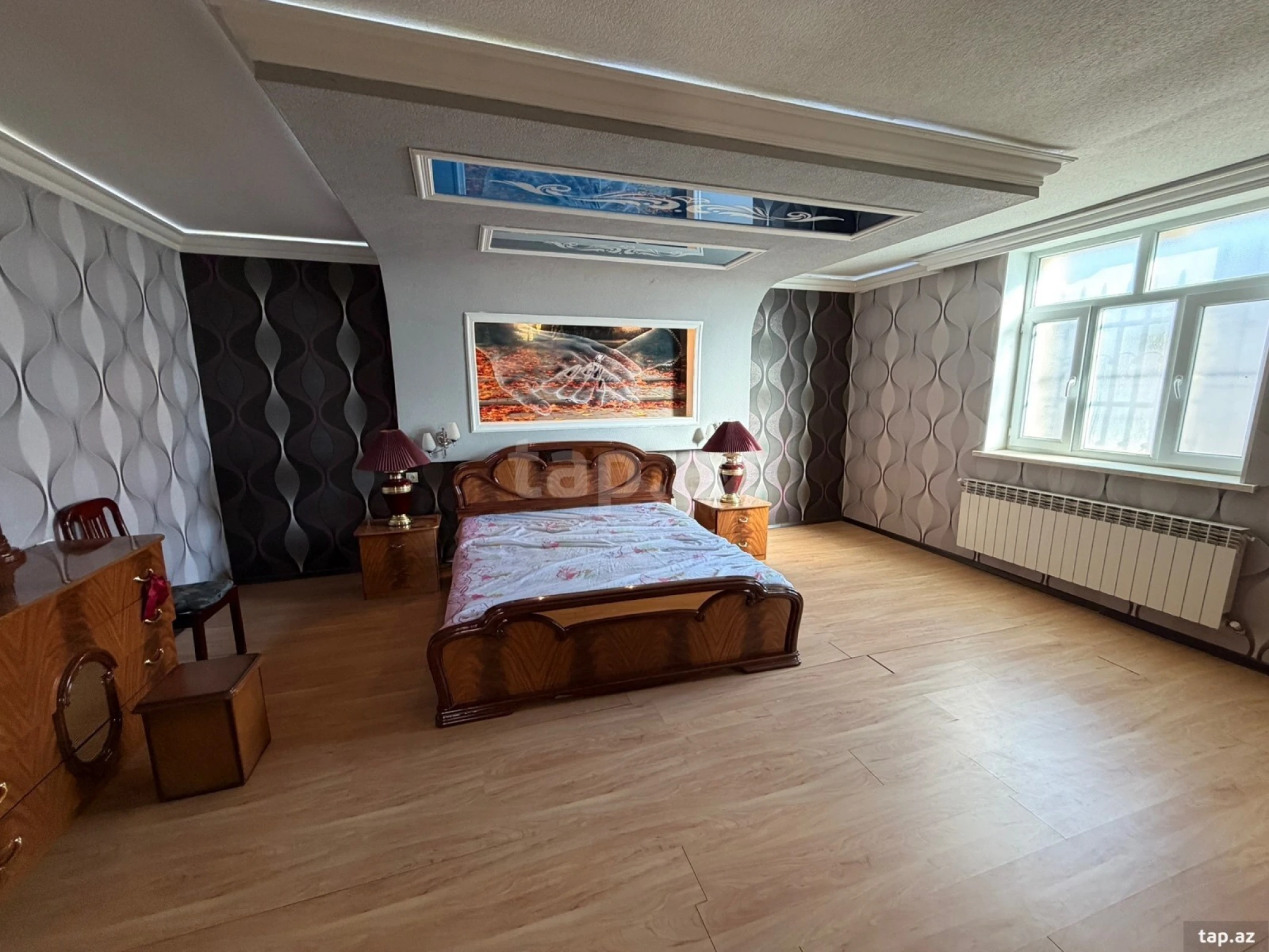 Satılır 4 otaqlı həyət evi