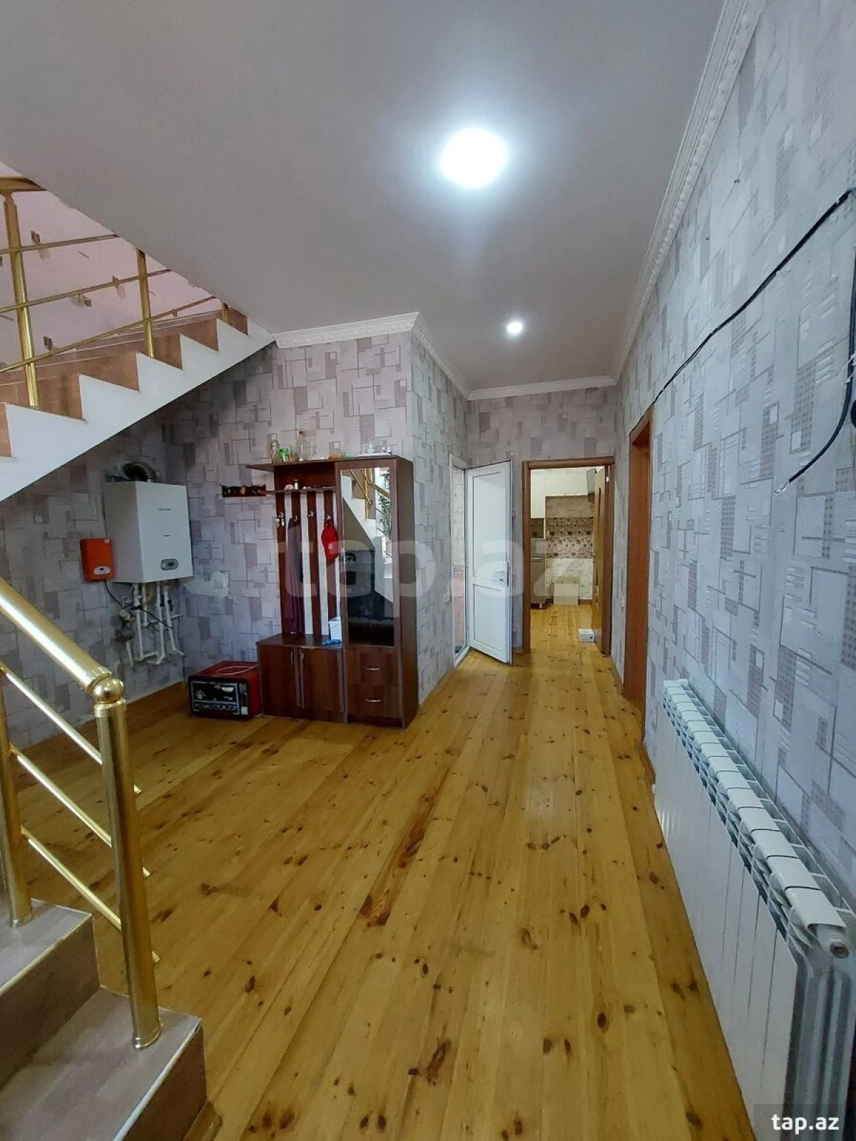 Satılır 4 otaqlı həyət evi