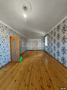 Satılır 4 otaqlı həyət evi