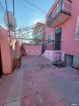 Satılır 4 otaqlı həyət evi