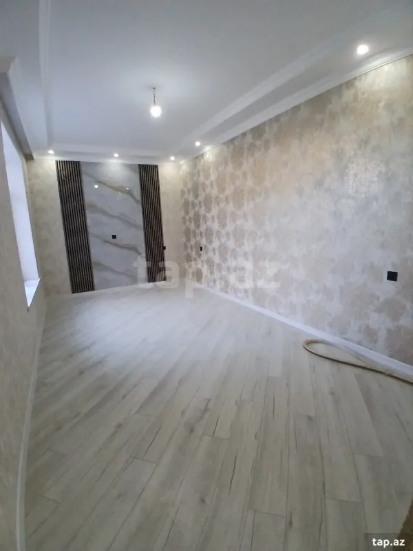 Satılır 5 otaqlı həyət evi 160 m²