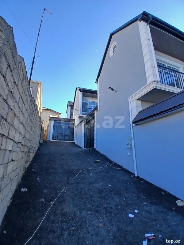 Satılır 5 otaqlı həyət evi 160 m²