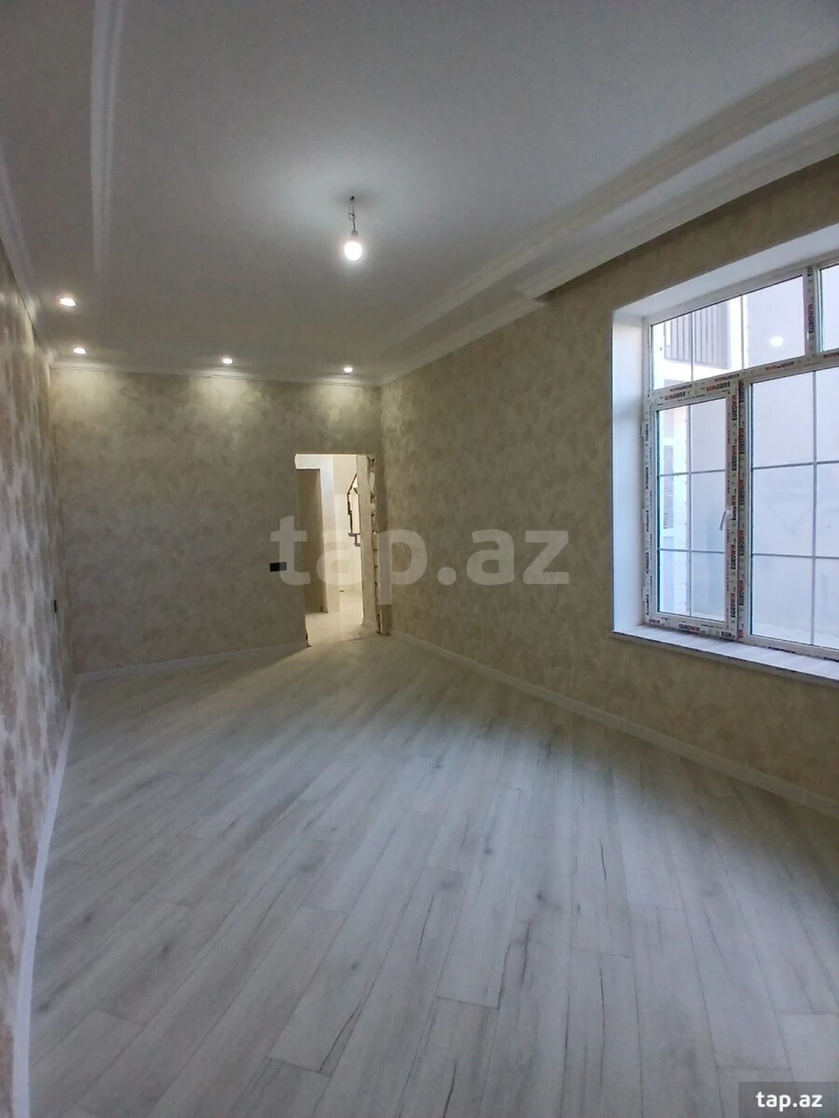 Satılır 5 otaqlı həyət evi 160 m²
