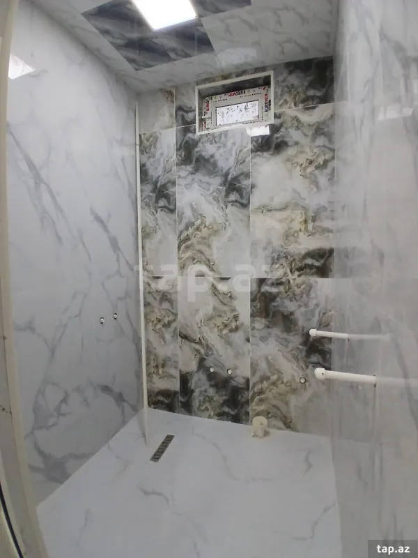 Satılır 5 otaqlı həyət evi 160 m²