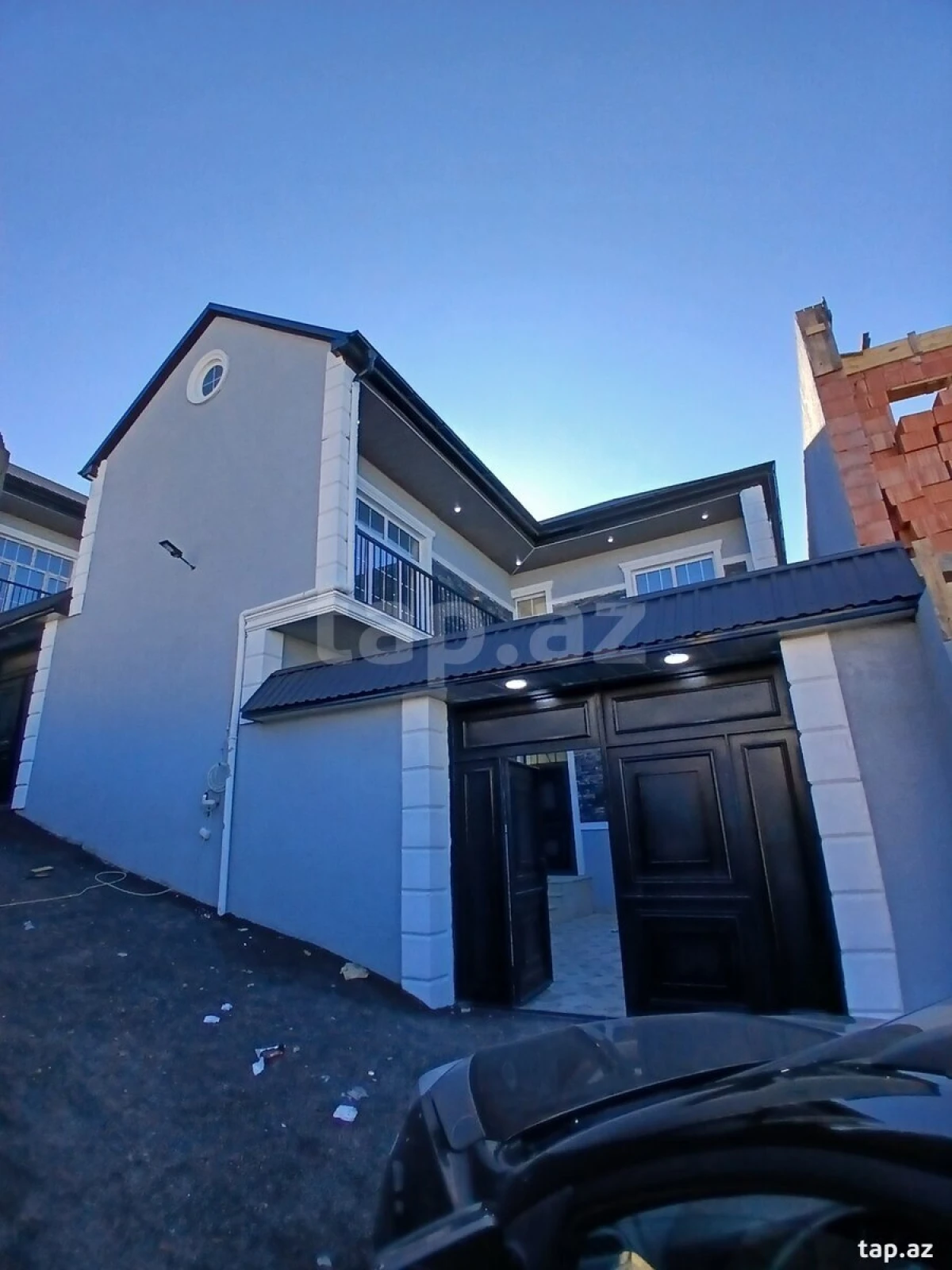 Satılır 5 otaqlı həyət evi 160 m²