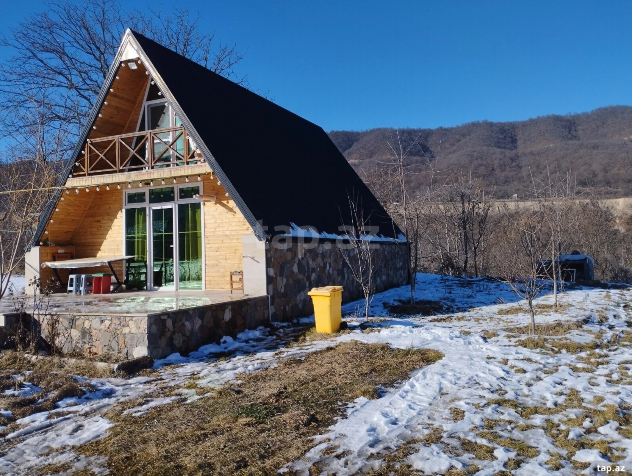 Kirayə verilir 4 otaqlı həyət evi