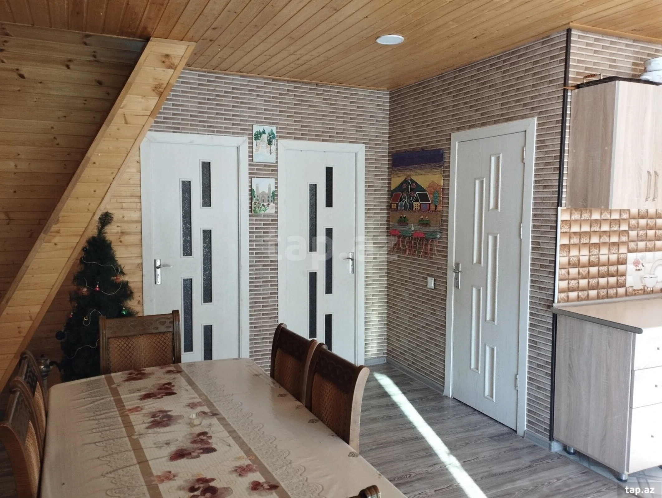 Kirayə verilir 4 otaqlı həyət evi