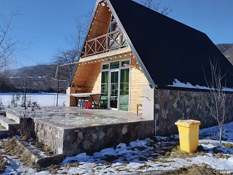 Kirayə verilir 4 otaqlı həyət evi