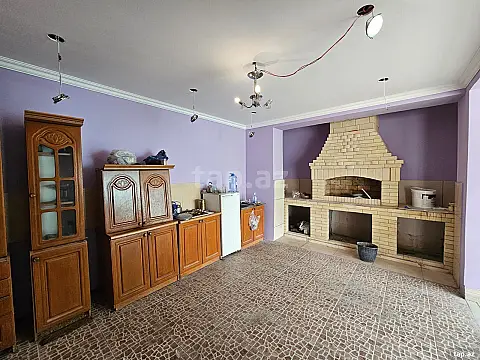 Satılır 11 otaqlı həyət evi