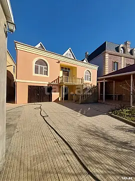Satılır 6 otaqlı həyət evi