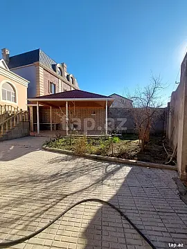 Satılır 6 otaqlı həyət evi