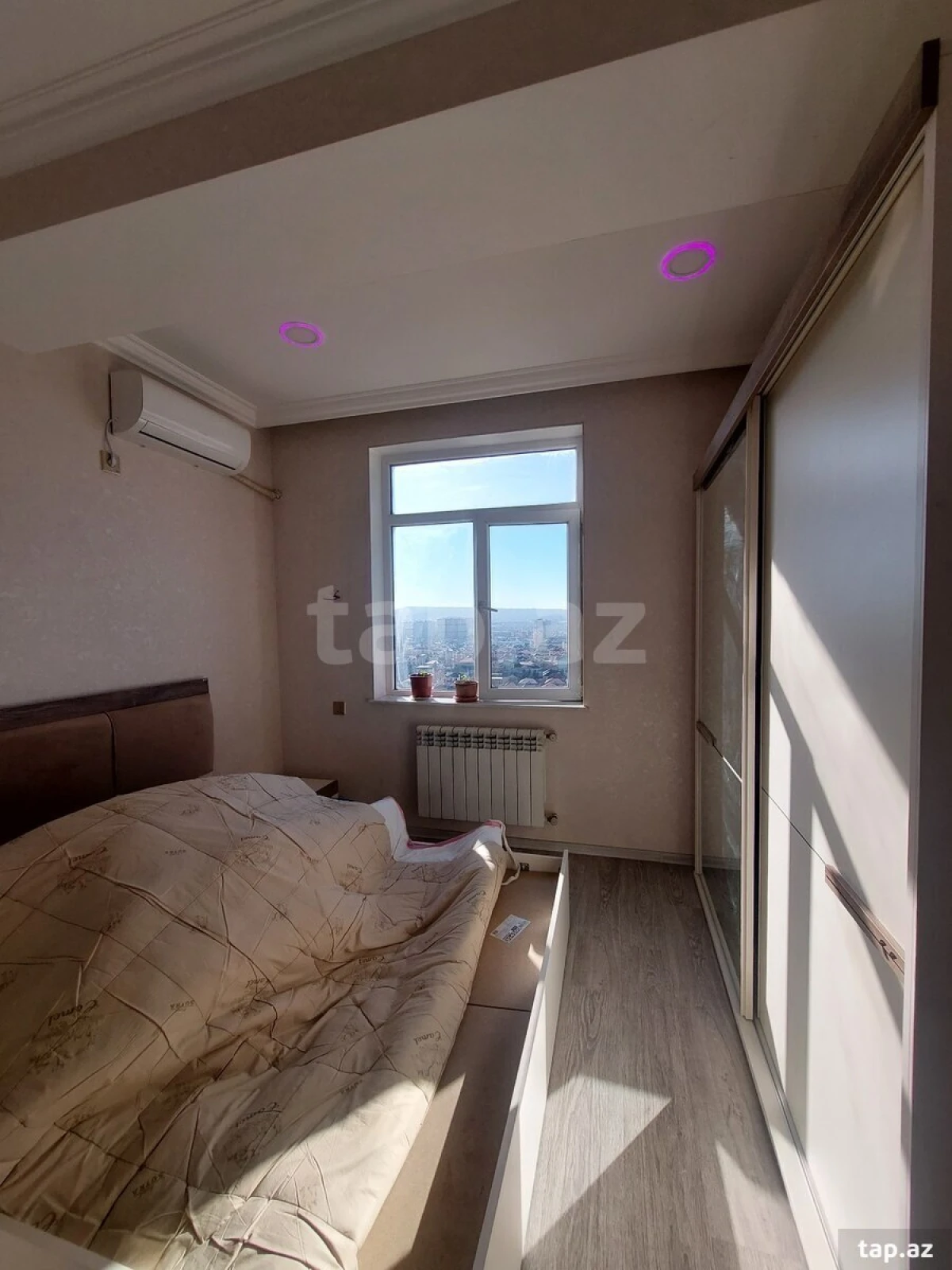 Satılır 3 otaqlı yeni tikili 78.5 m²