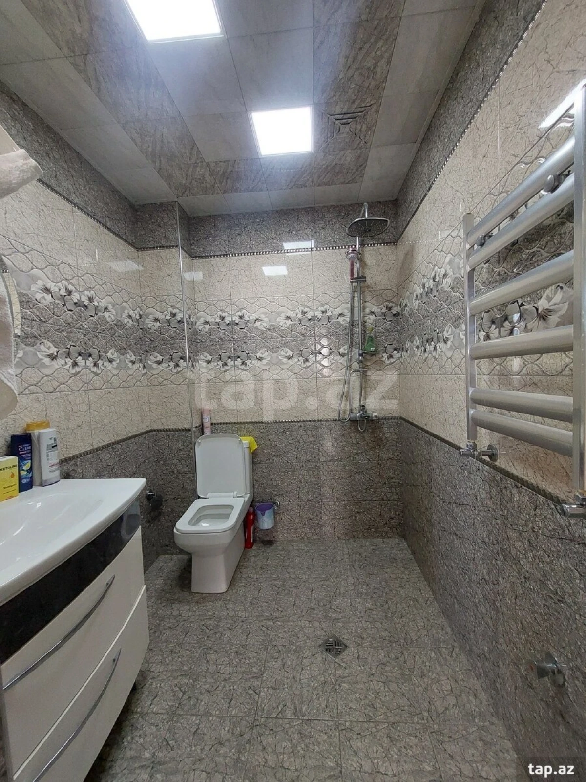Satılır 3 otaqlı yeni tikili 78.5 m²