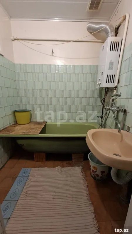 Satılır 3 otaqlı yeni tikili 70 m²