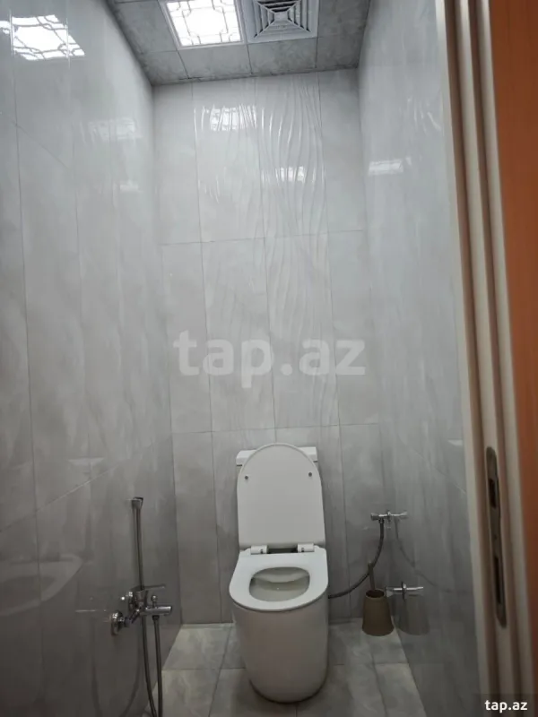 Satılır 3 otaqlı yeni tikili 91 m²