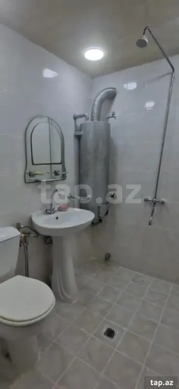 Satılır 1 otaqlı mənzil 38 m²