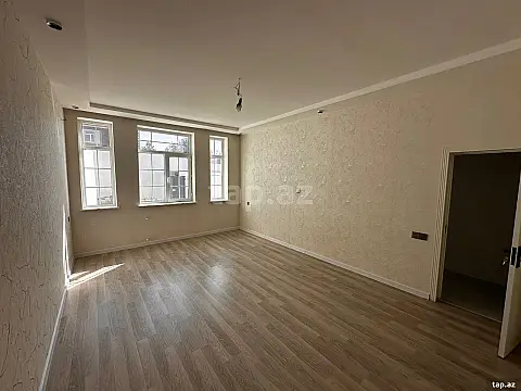 Satılır 4 otaqlı həyət evi 175 m²