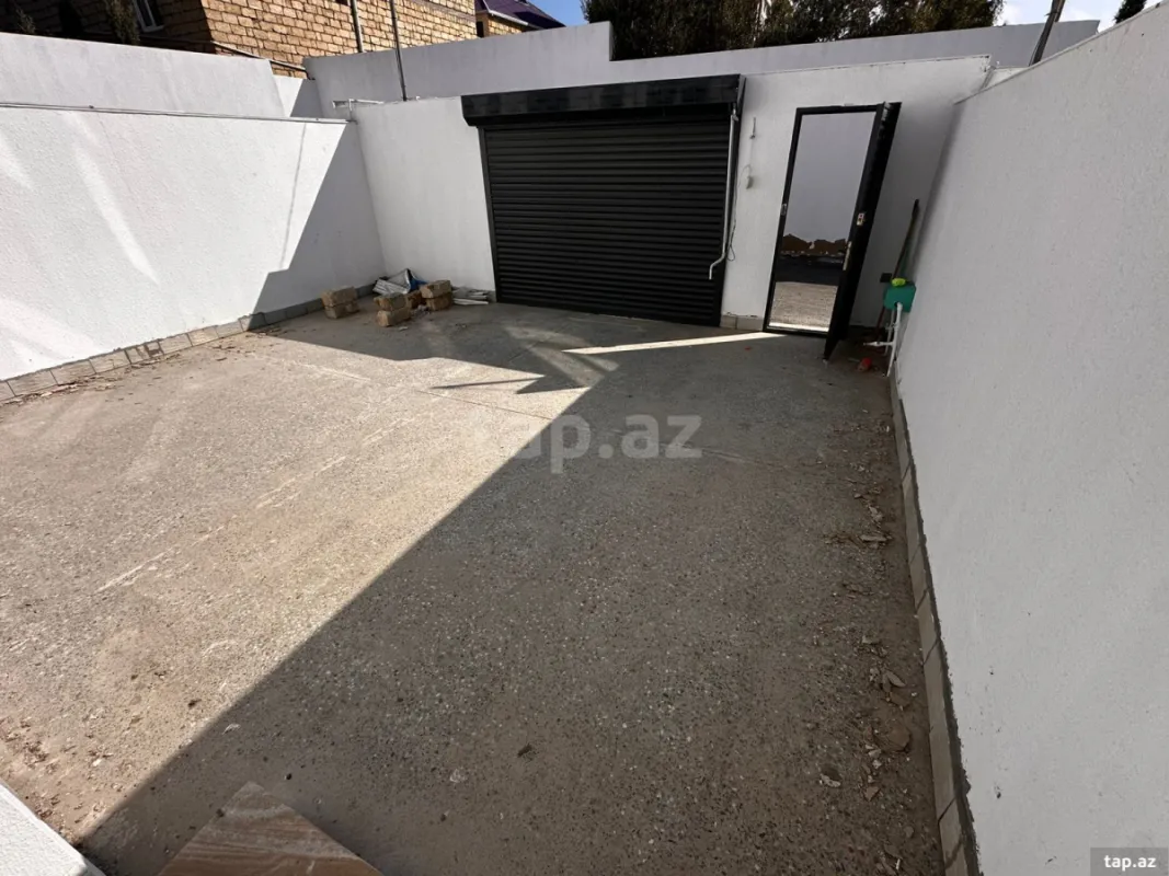 Satılır 4 otaqlı həyət evi 175 m²