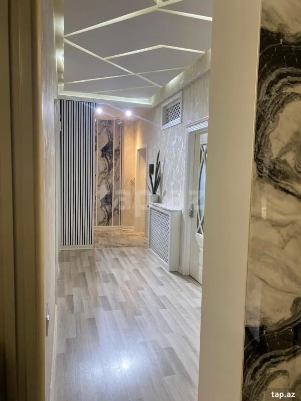 Satılır 3 otaqlı yeni tikili 88 m²
