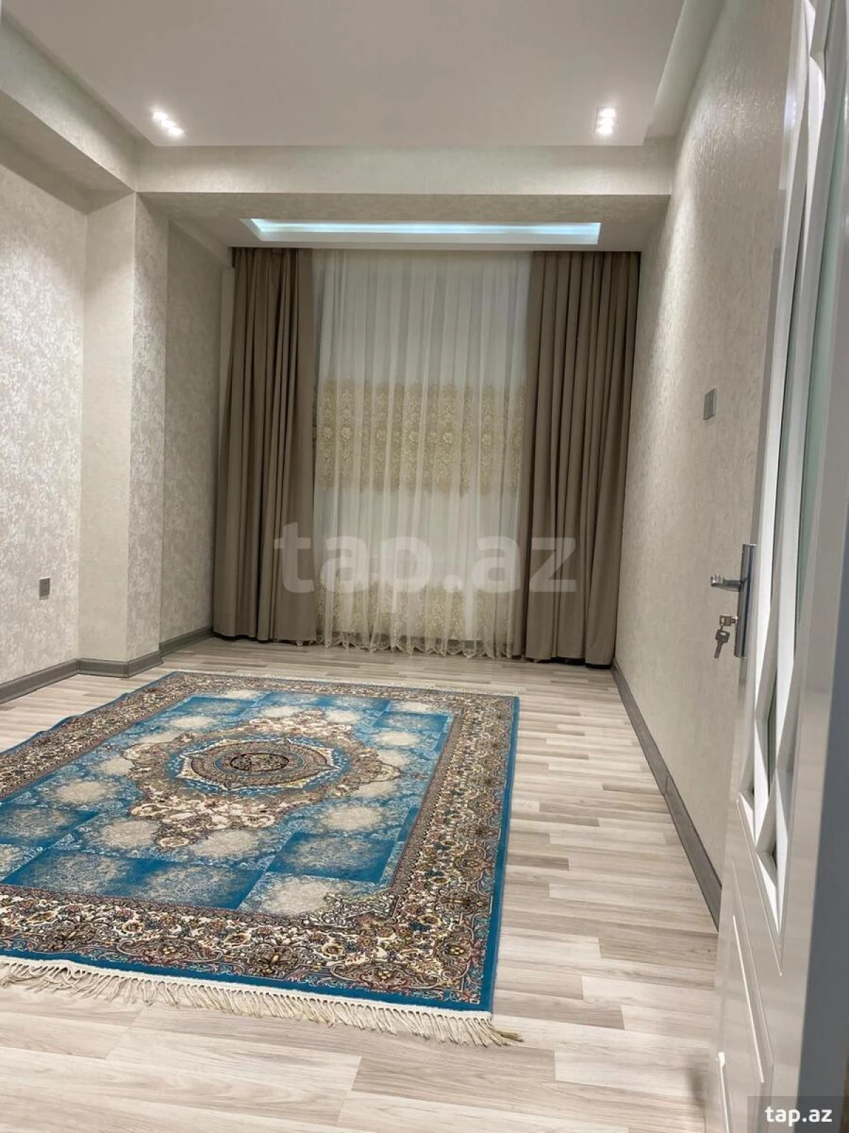 Satılır 3 otaqlı yeni tikili 88 m²