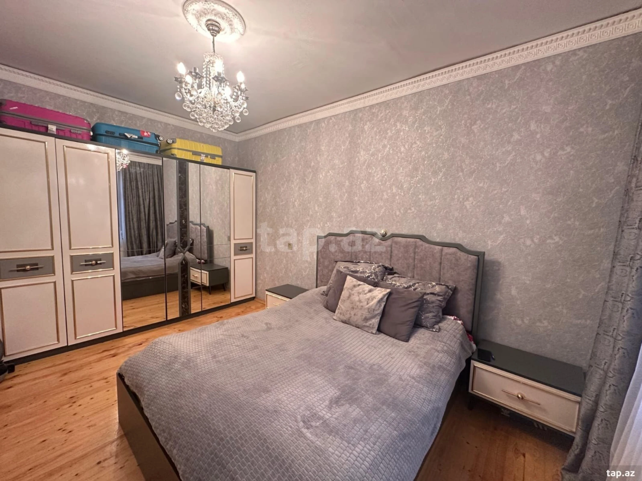 Satılır 4 otaqlı həyət evi