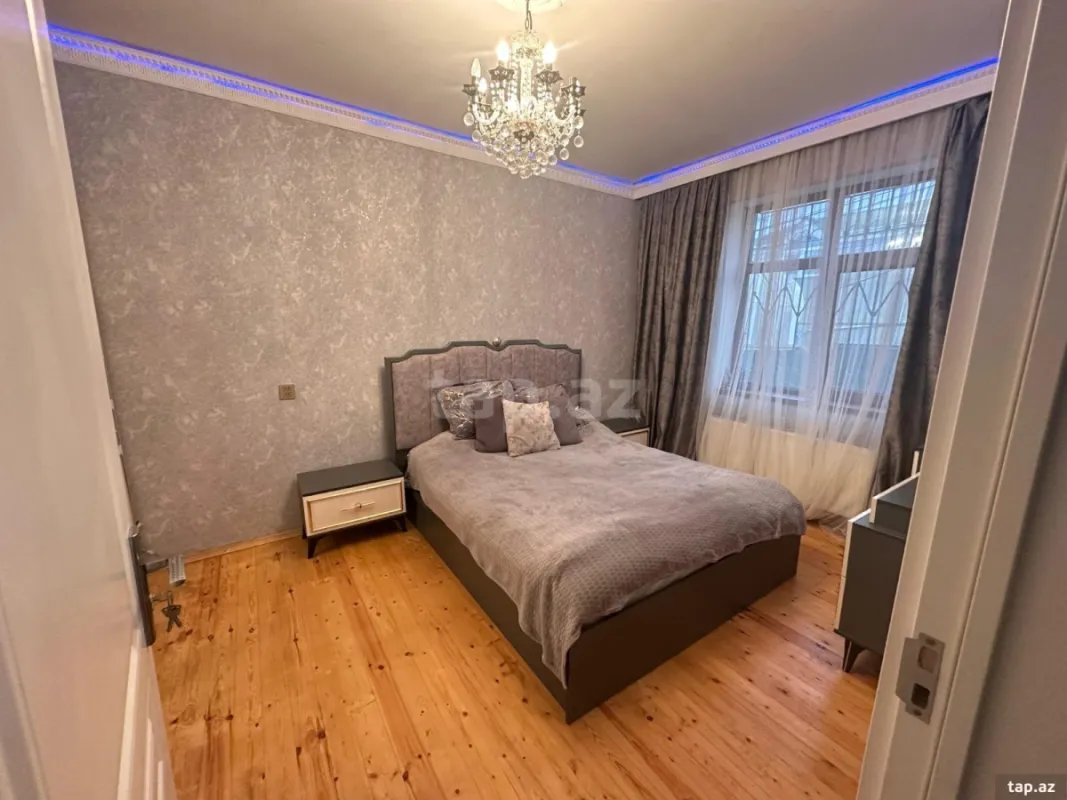 Satılır 4 otaqlı həyət evi