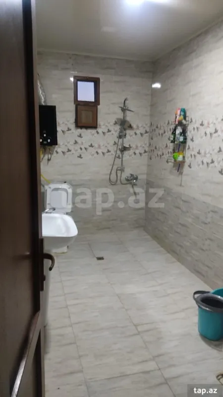 Satılır 4 otaqlı həyət evi