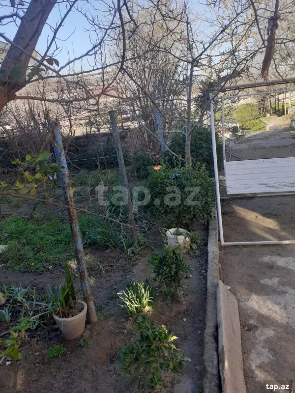 Satılır 4 otaqlı həyət evi