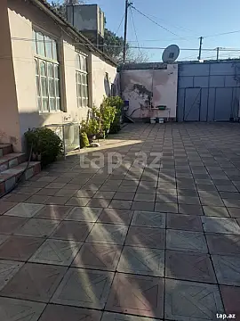 Satılır 4 otaqlı həyət evi