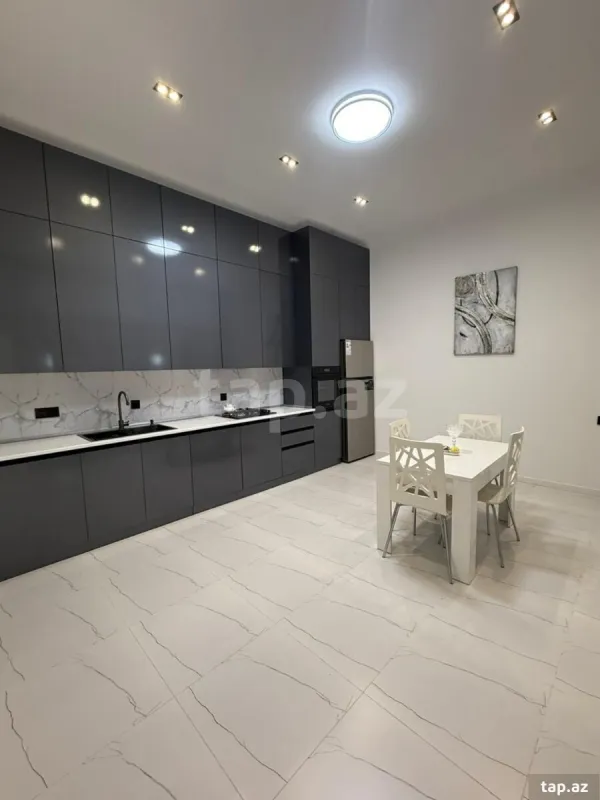 Kirayə verilir 4 otaqlı həyət evi 100 m²