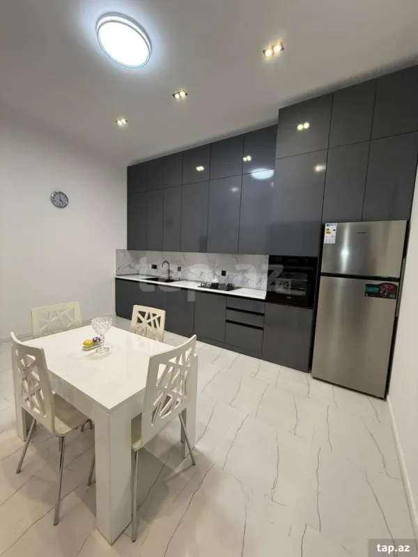 Kirayə verilir 4 otaqlı həyət evi 100 m²