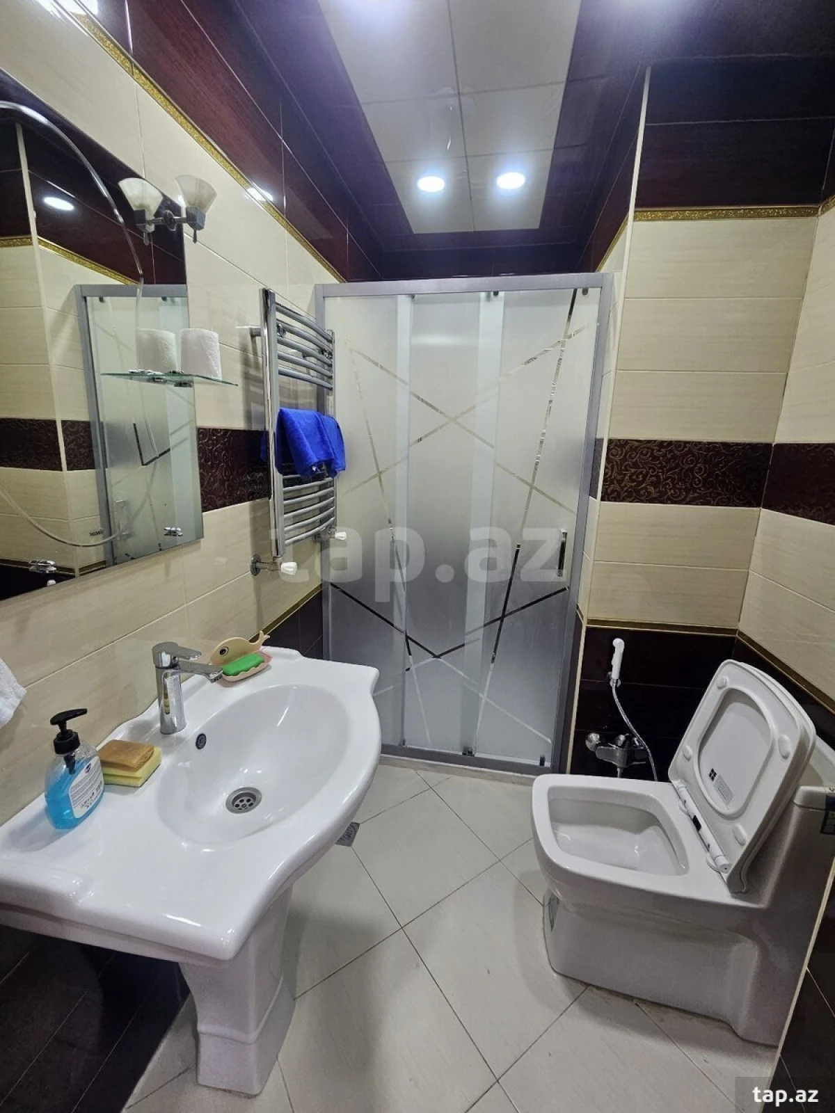 Kirayə verilir 2 otaqlı yeni tikili 100 m²