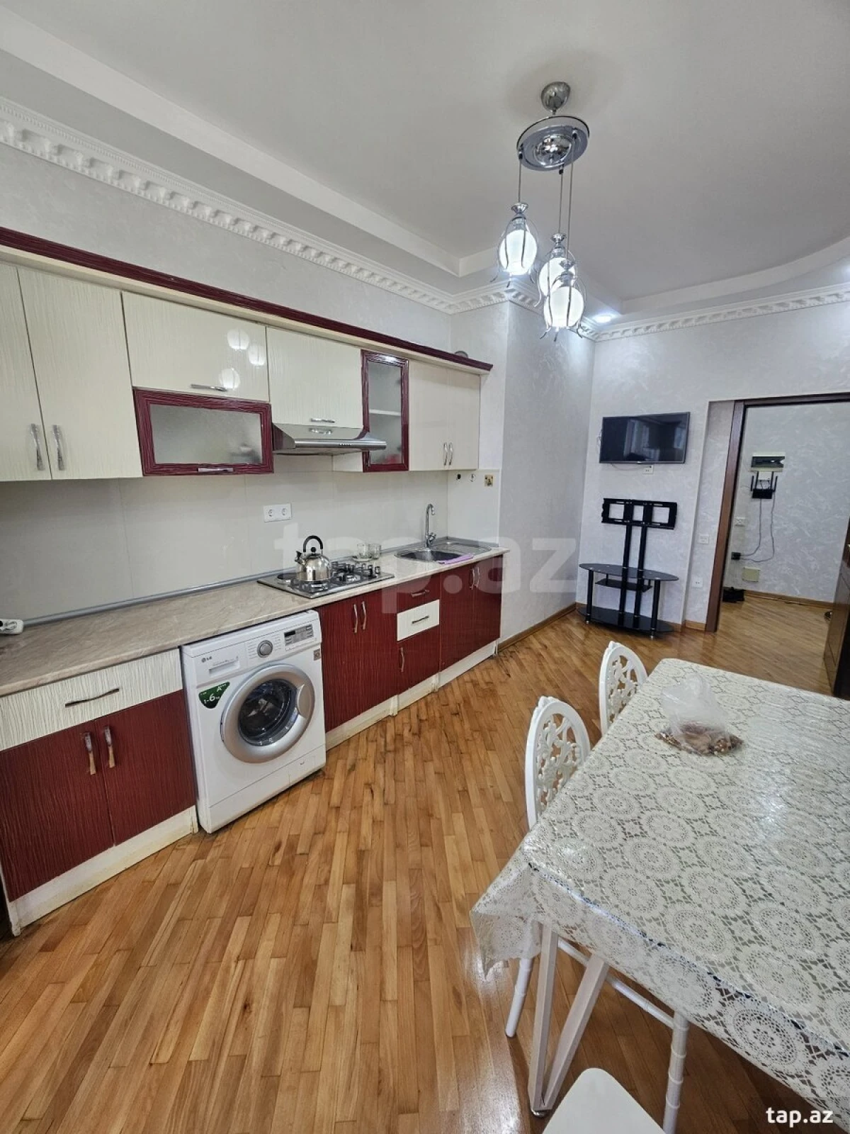 Kirayə verilir 2 otaqlı yeni tikili 100 m²